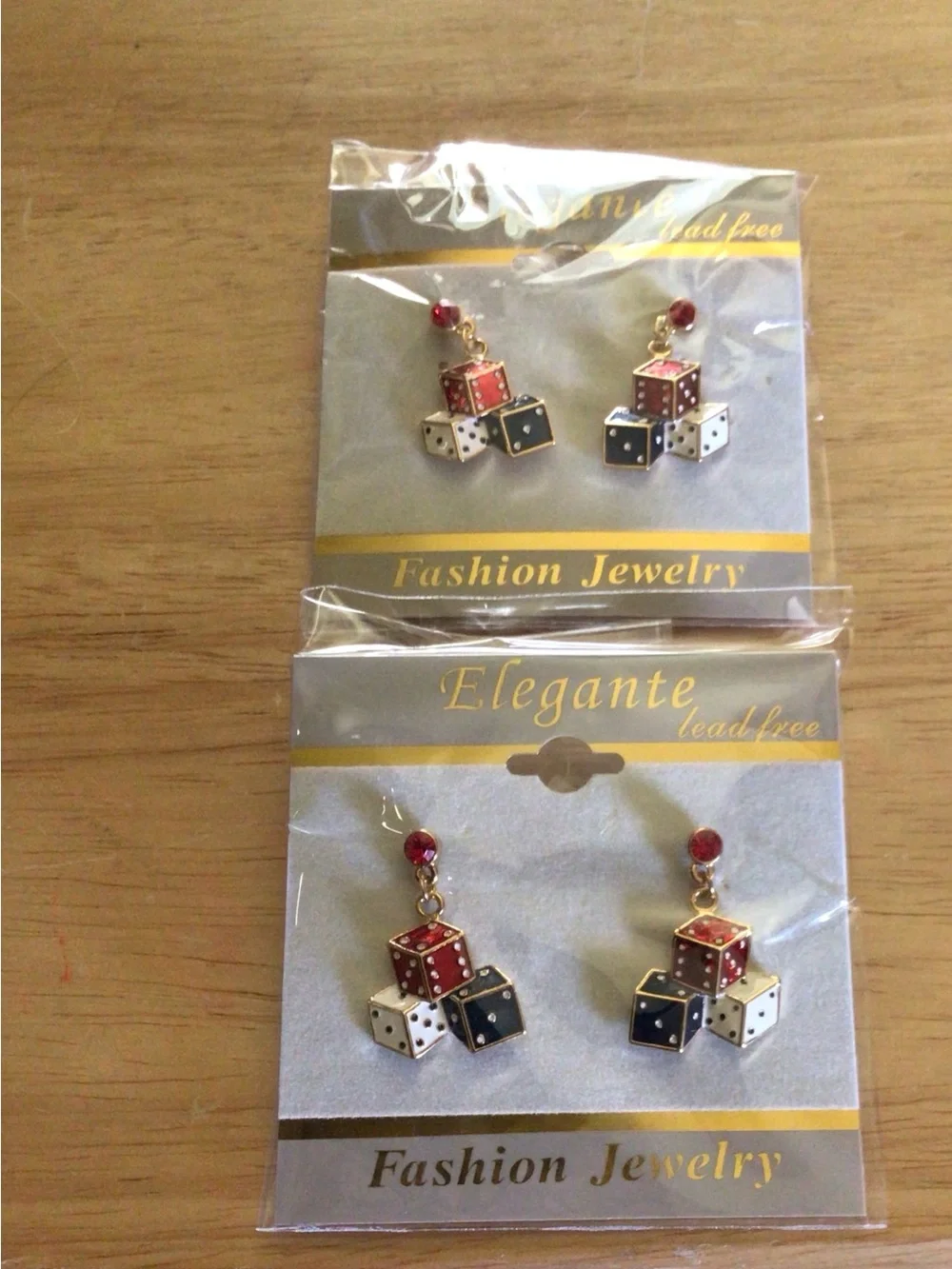 Elegante Red, Black & White Dice Drop Earrings - Fashion Jewelry